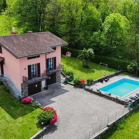 Villa Locazione Turistica Oasi e Relax - CCO410 Colico Esterno foto