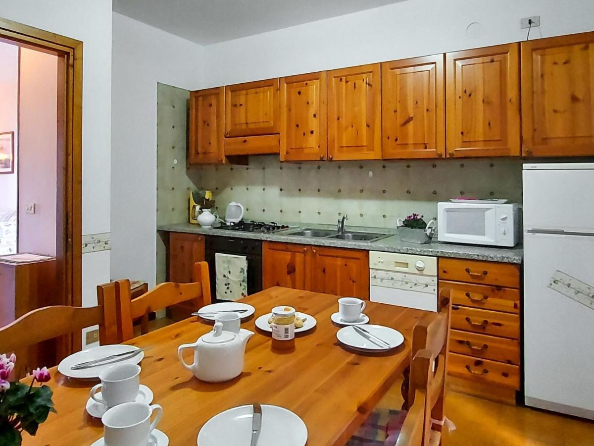 Villa Locazione Turistica Oasi e Relax - CCO410 Colico Esterno foto